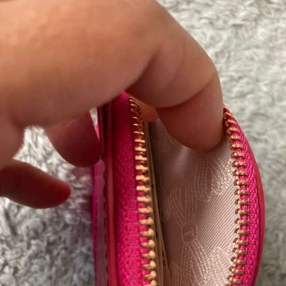 Ted baker Cat Face Coin Purse Keychain - Picture 7 of 13